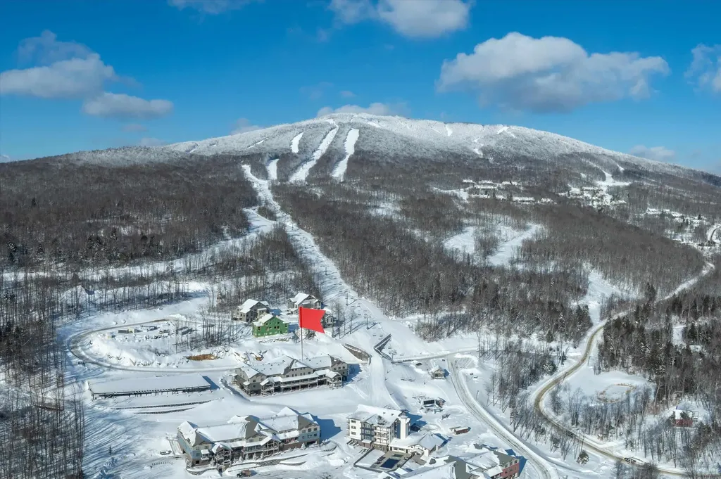 37 Village Center Road Ludlow VT 05149