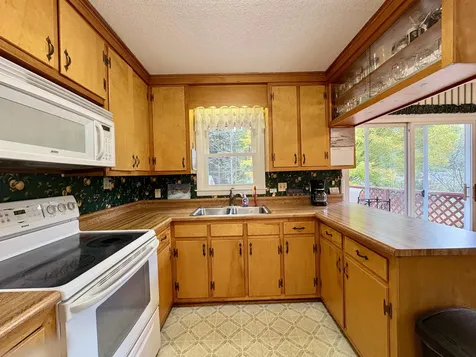 1507 Route 12a Plainfield NH 03781