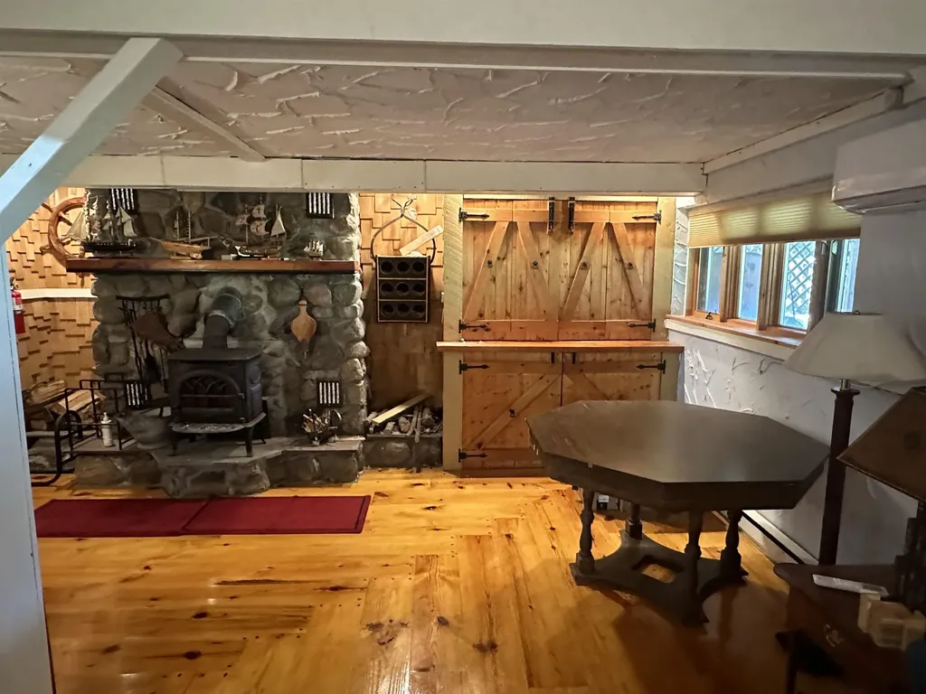 1343 Blockhouse Point Road North Hero VT 05474-9666