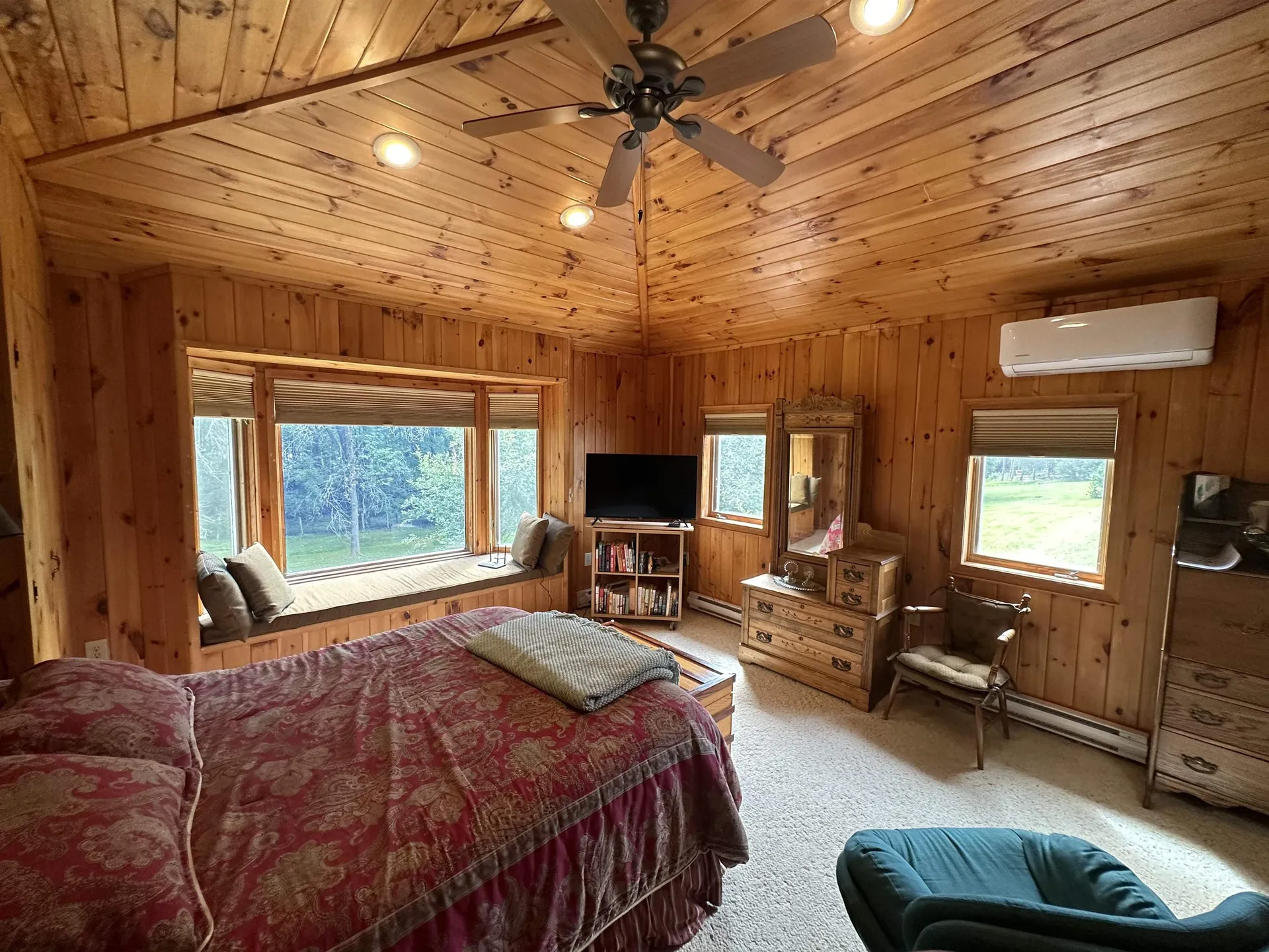 1343 Blockhouse Point Road North Hero VT 05474-9666