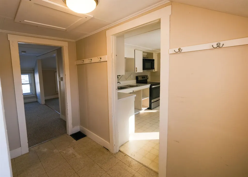 818 Main Street Cavendish VT 05142