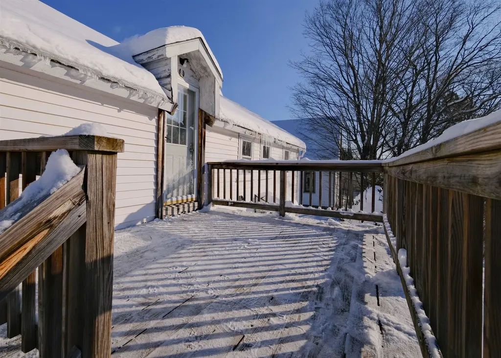 818 Main Street Cavendish VT 05142