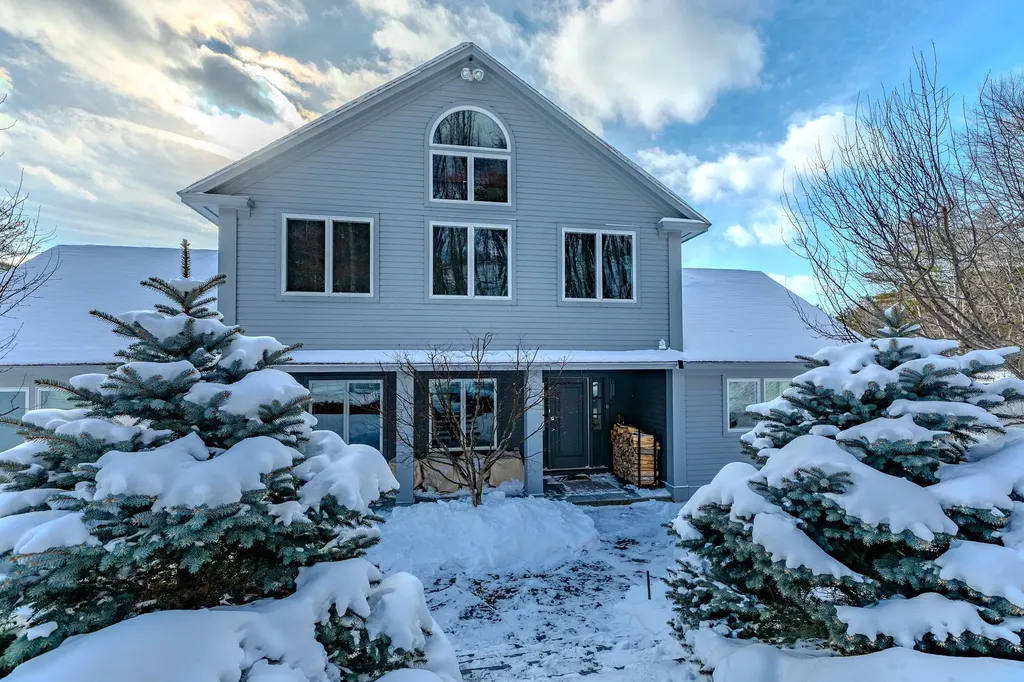 1060 Upper Hollow Road Dorset VT 05251