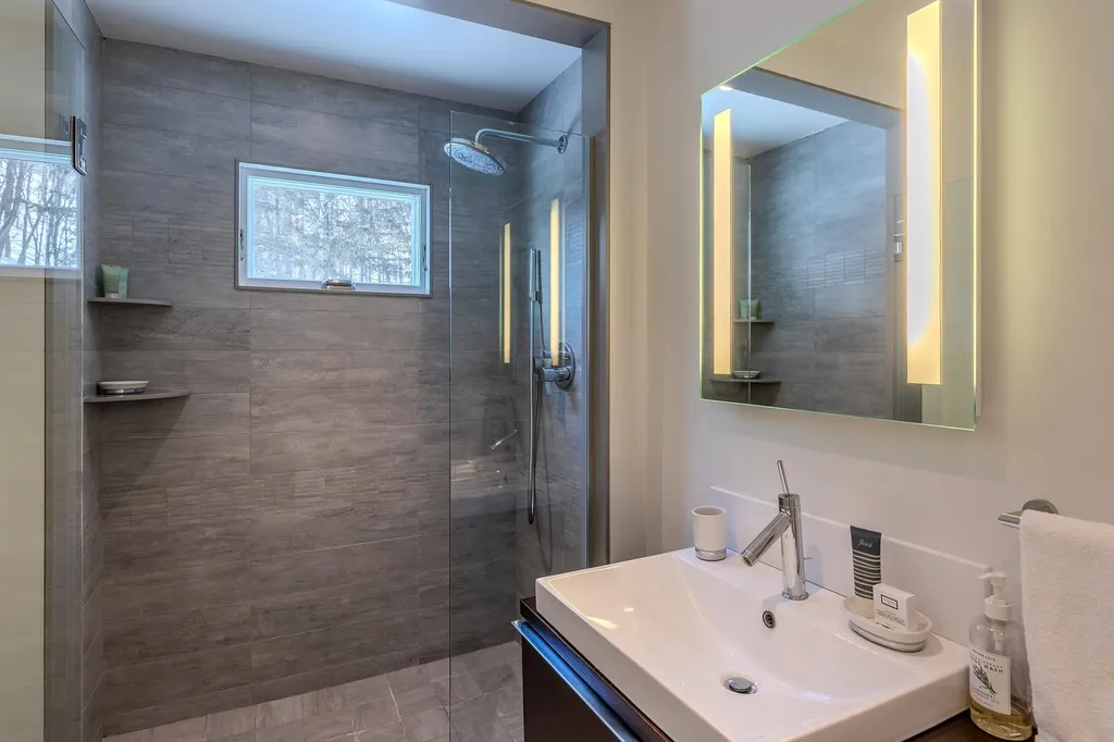 1060 Upper Hollow Road Dorset VT 05251