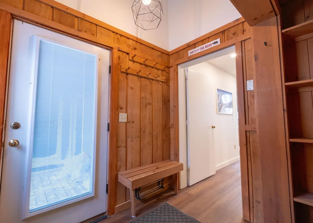 97 Okemo Trailside Extension Ludlow VT 05149