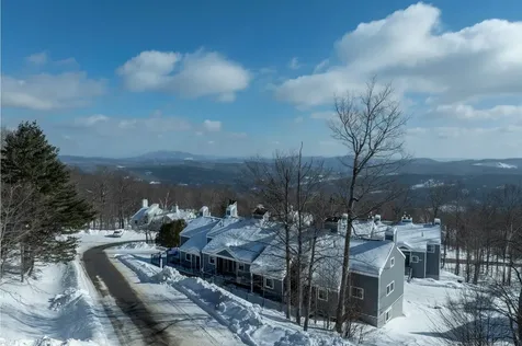 97 Okemo Trailside Extension Ludlow VT 05149