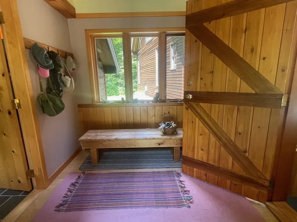 1751 Kingdom Road Vershire VT 05079