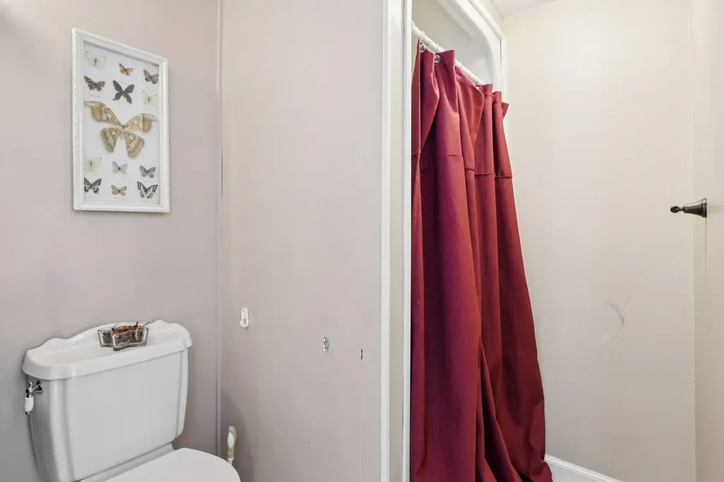 6 Forest Drive Seabrook NH 03874