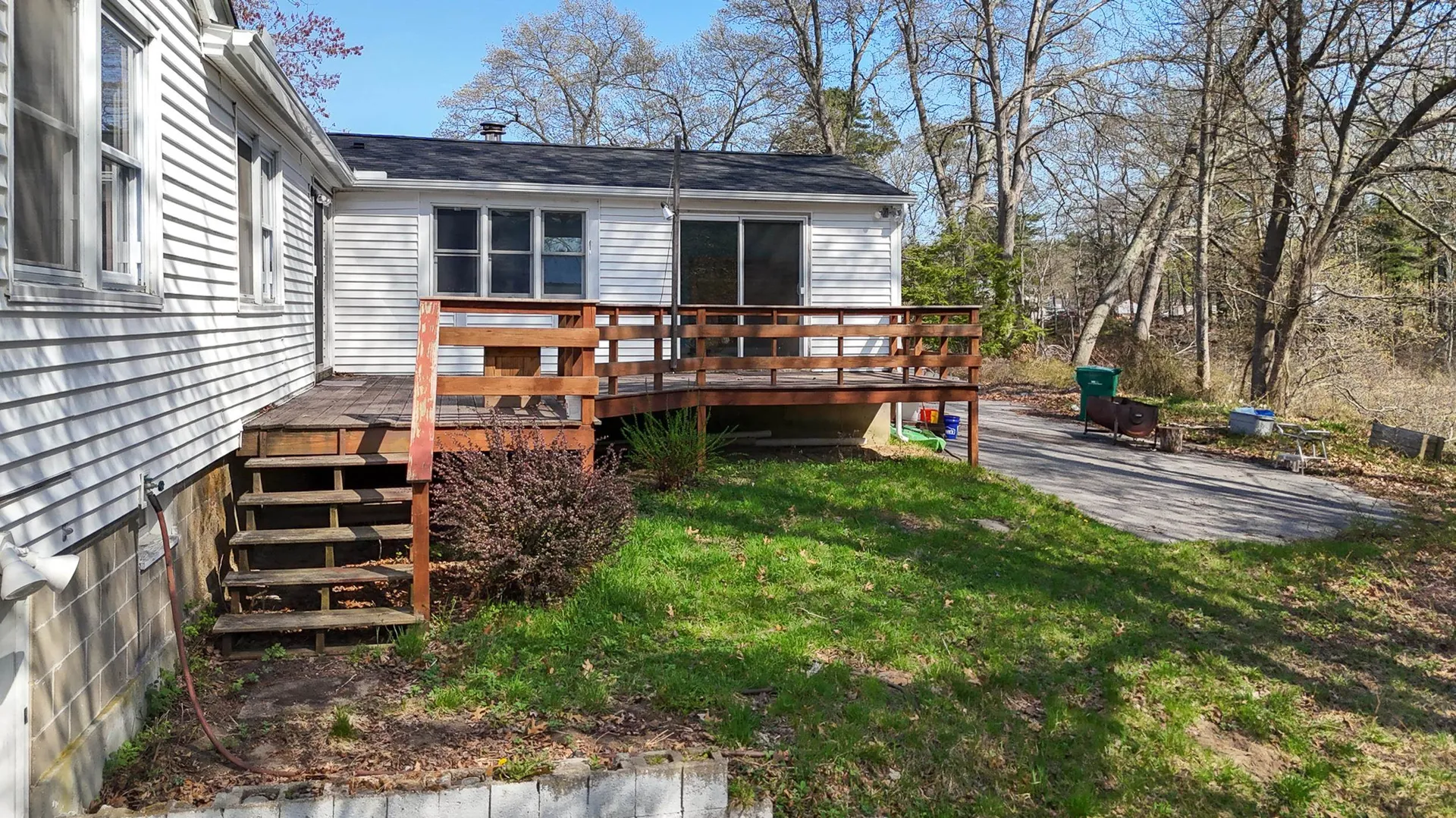 6 Forest Drive Seabrook NH 03874