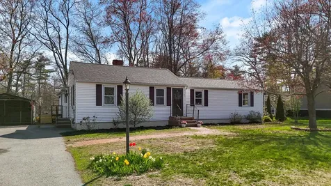 6 Forest Drive Seabrook NH 03874