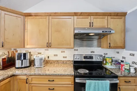 6 Forest Drive Seabrook NH 03874