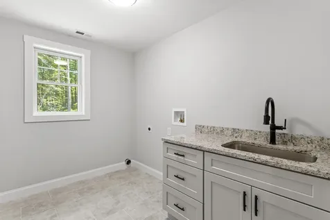 F88-9 Mcgettigan Road Wilton NH 03086