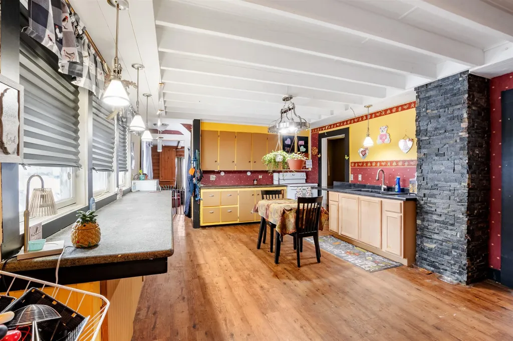 1813 Us-3 Columbia NH 03576