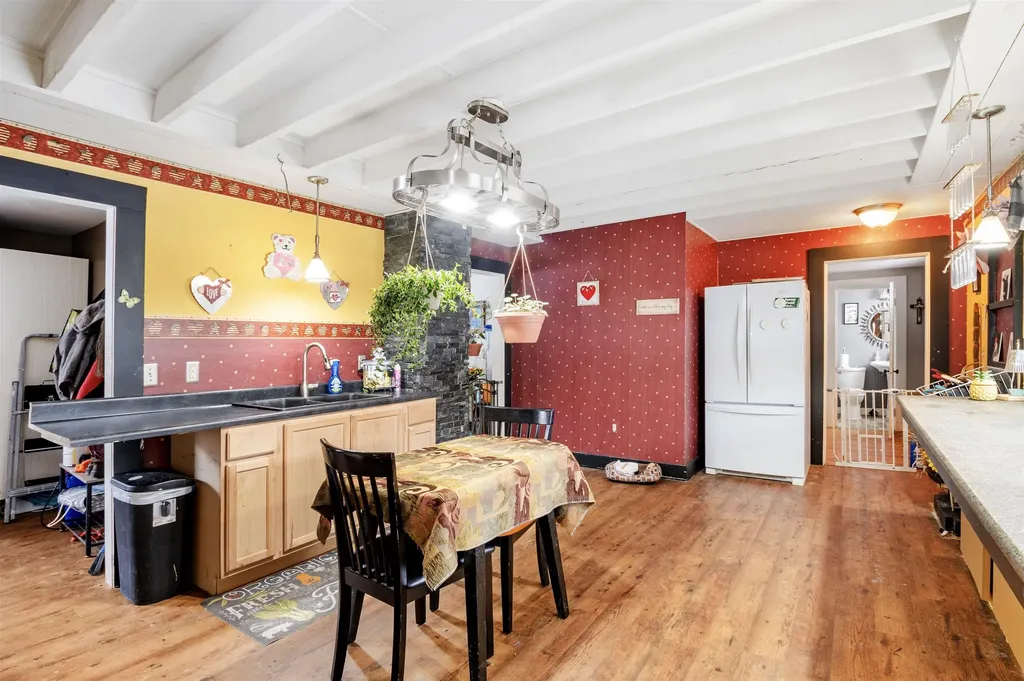 1813 Us-3 Columbia NH 03576