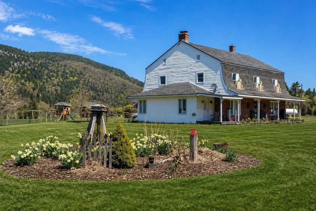 1813 Us-3 Columbia NH 03576