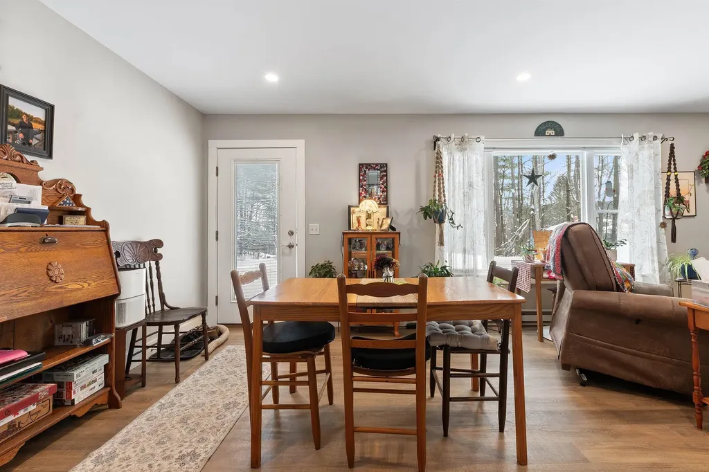 30 Pine Street Newport NH 03773