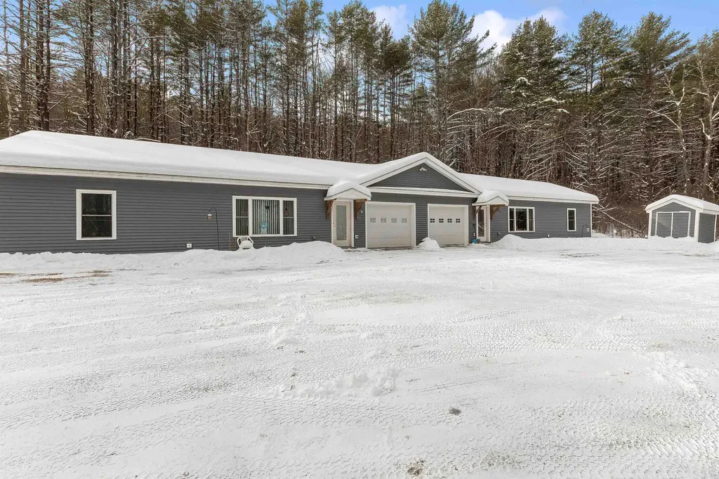 30 Pine Street Newport NH 03773