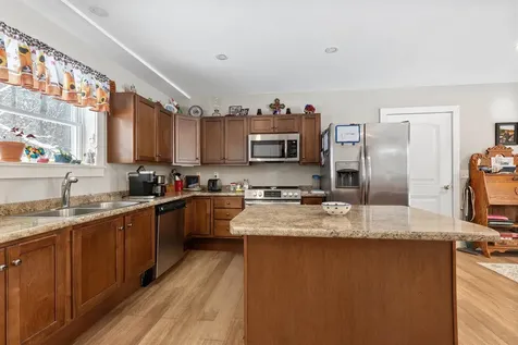 30 Pine Street Newport NH 03773