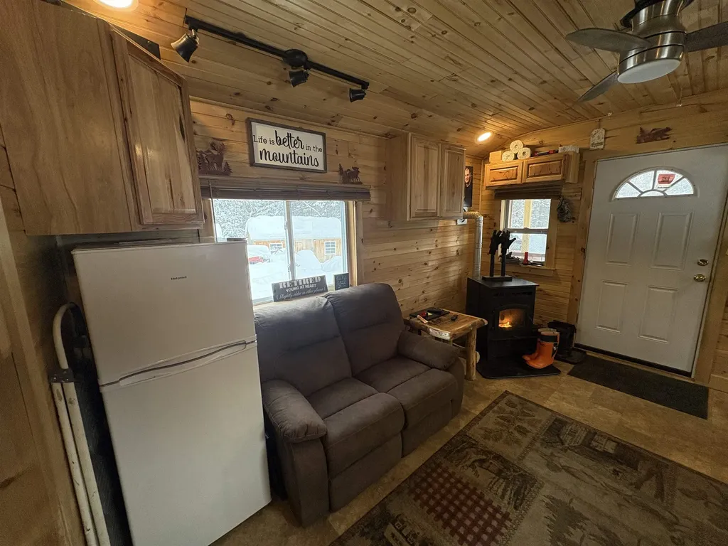 905 Peak Road Wheelock VT 05851