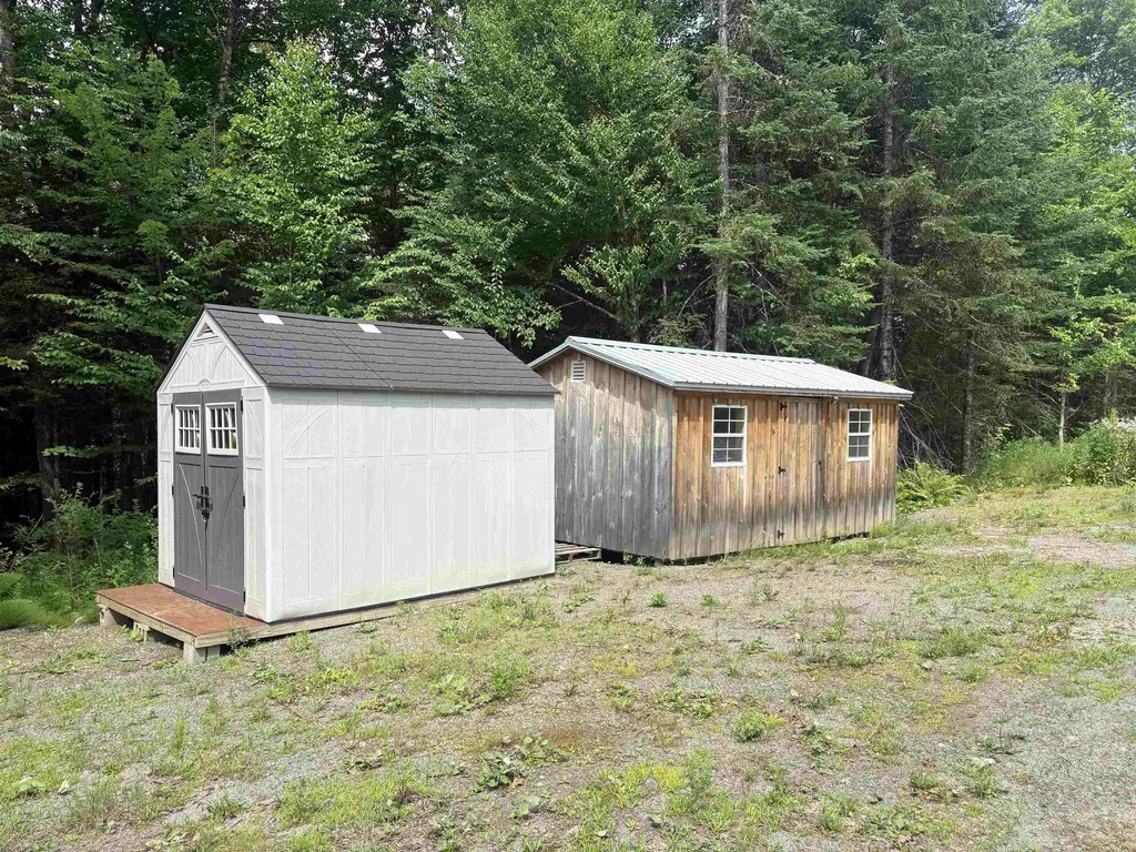 905 Peak Road Wheelock VT 05851