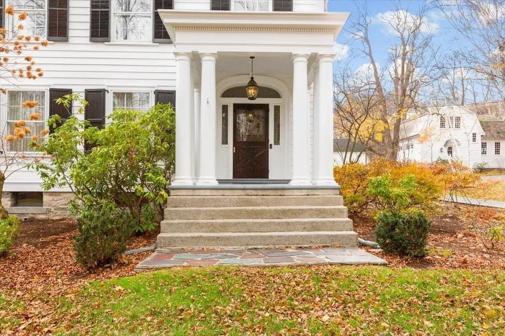 16 West Road Bennington VT 05201