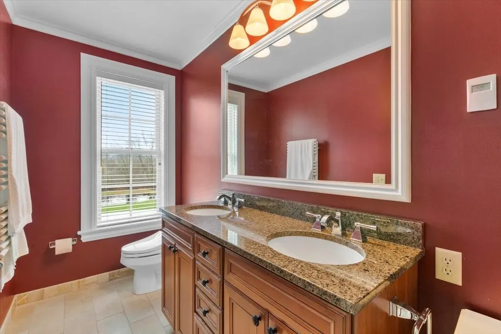 16 West Road Bennington VT 05201