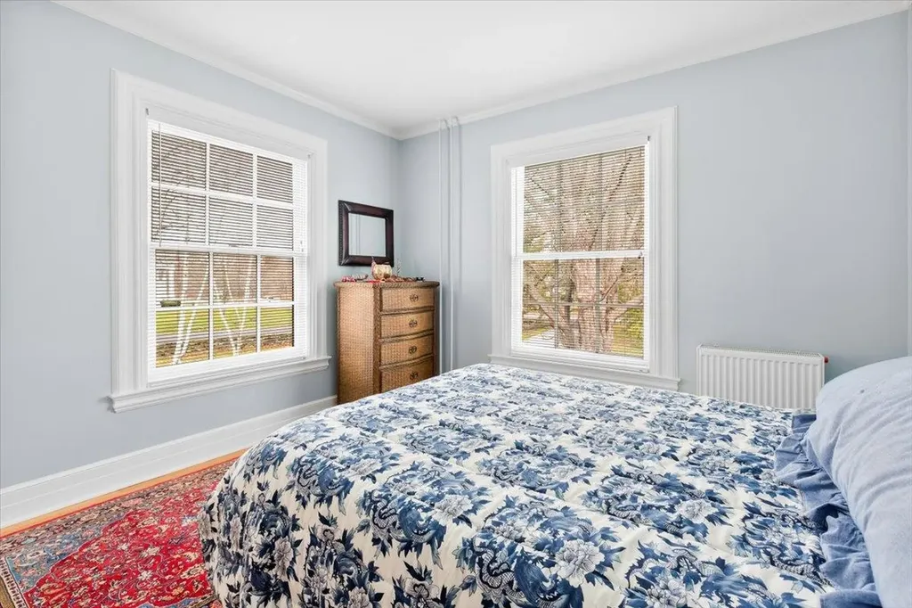 16 West Road Bennington VT 05201