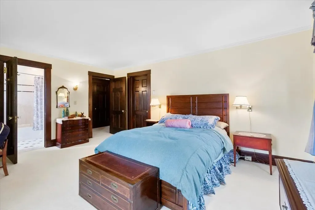 16 West Road Bennington VT 05201