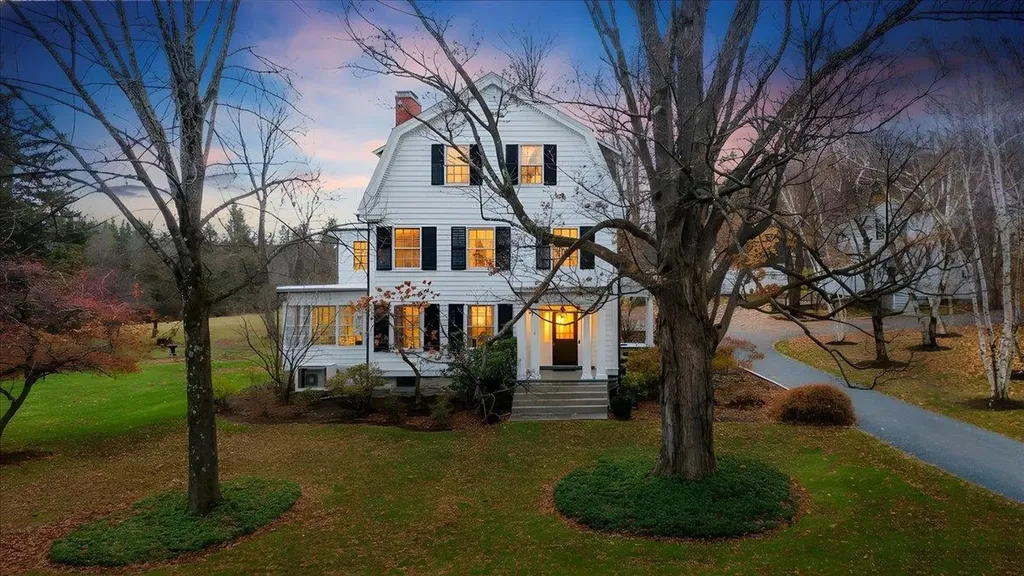 16 West Road Bennington VT 05201