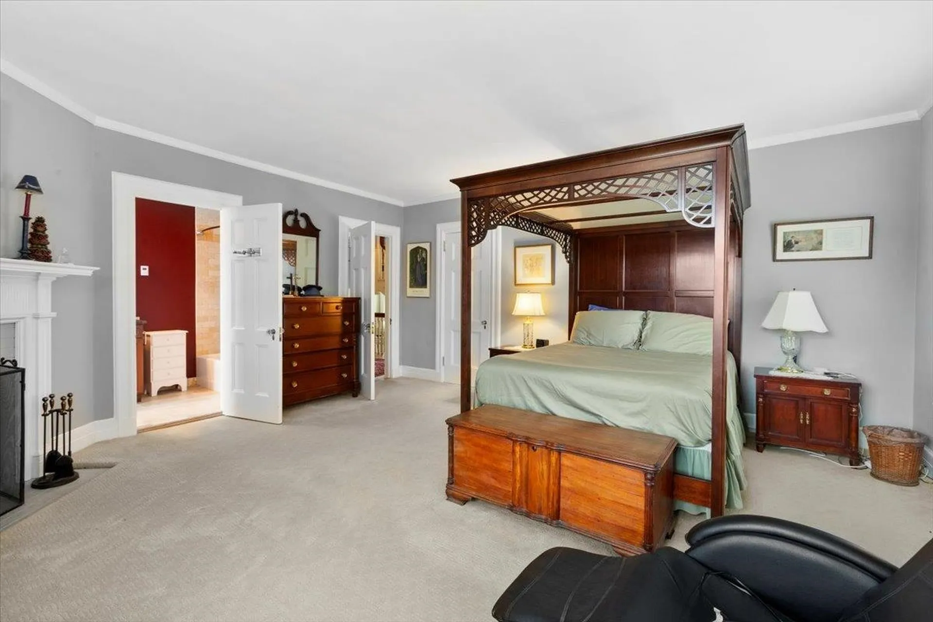 16 West Road Bennington VT 05201