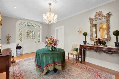 16 West Road Bennington VT 05201