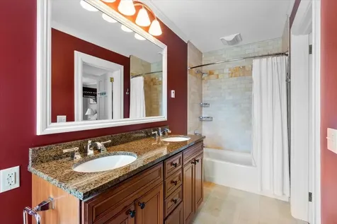 16 West Road Bennington VT 05201