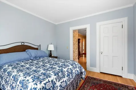 16 West Road Bennington VT 05201