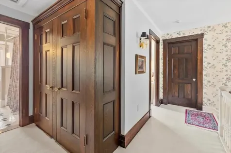 16 West Road Bennington VT 05201