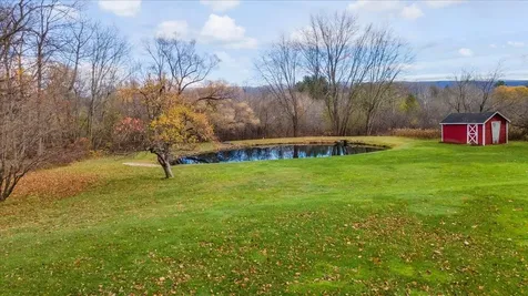 16 West Road Bennington VT 05201