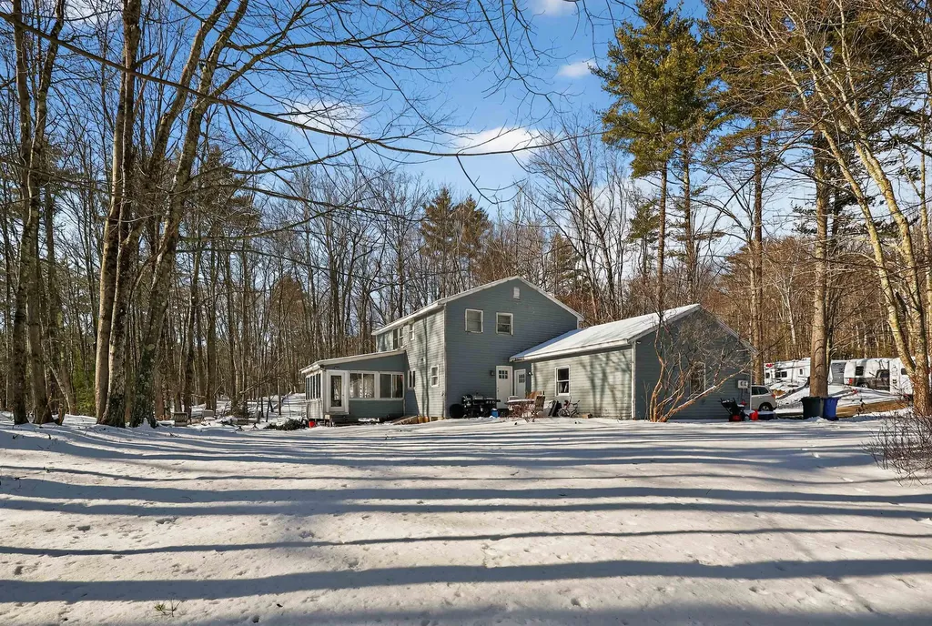 35 Winterhill Road Goffstown NH 03045