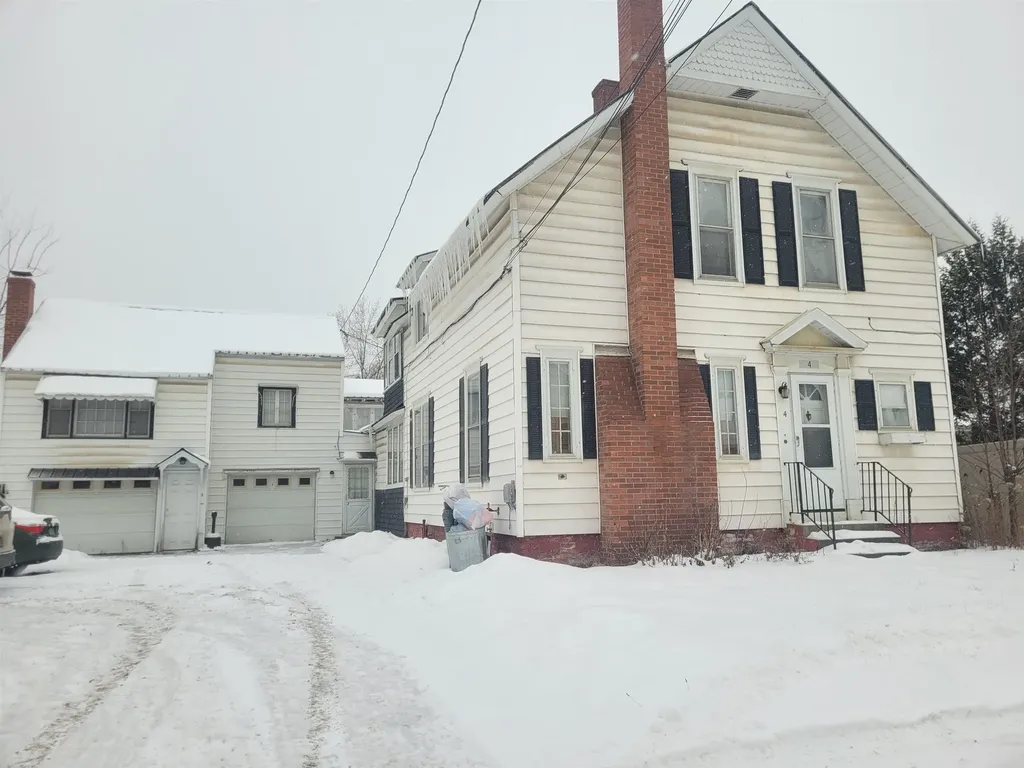 4 Tulip Street Lyndon VT 05851