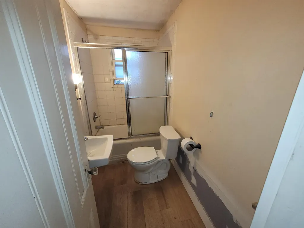 4 Tulip Street Lyndon VT 05851