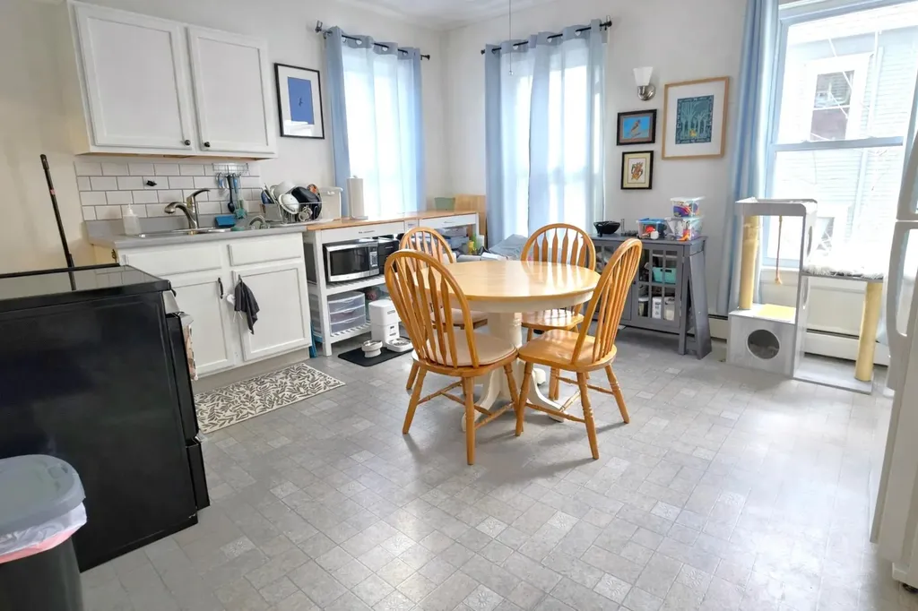 176 High Street Brattleboro VT 05301