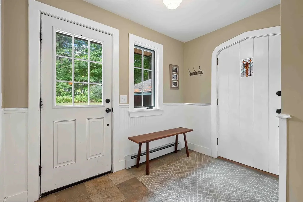 760 Pleasant Street New London NH 03257