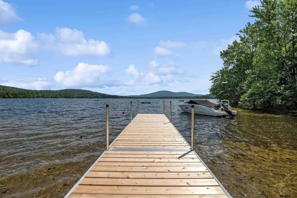 760 Pleasant Street New London NH 03257