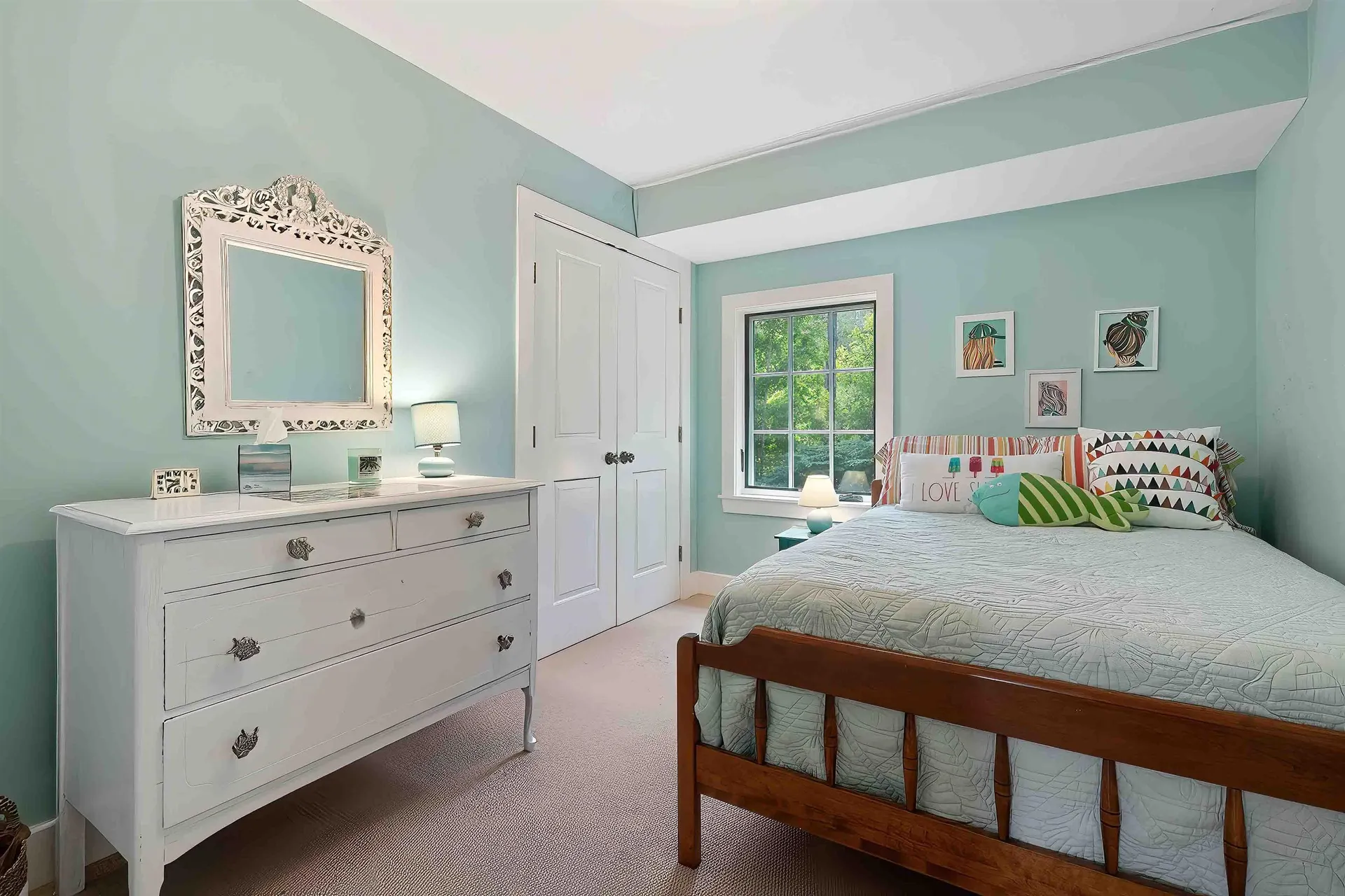 760 Pleasant Street New London NH 03257