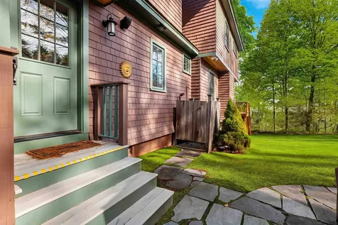 760 Pleasant Street New London NH 03257