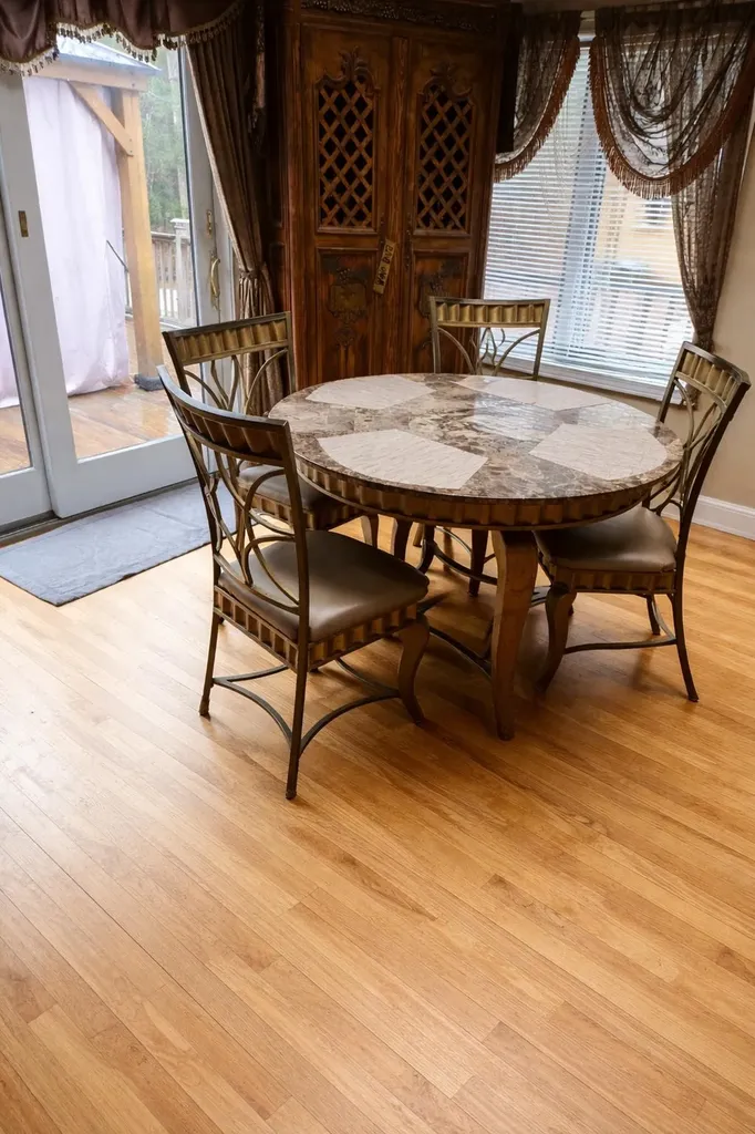 66 Hawke Lane Danville NH 03819