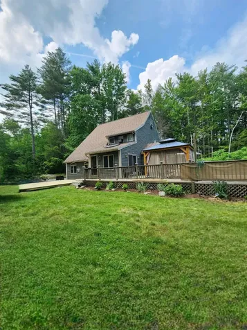 66 Hawke Lane Danville NH 03819