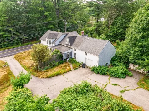 267 Londonderry Turnpike Hooksett NH 03106