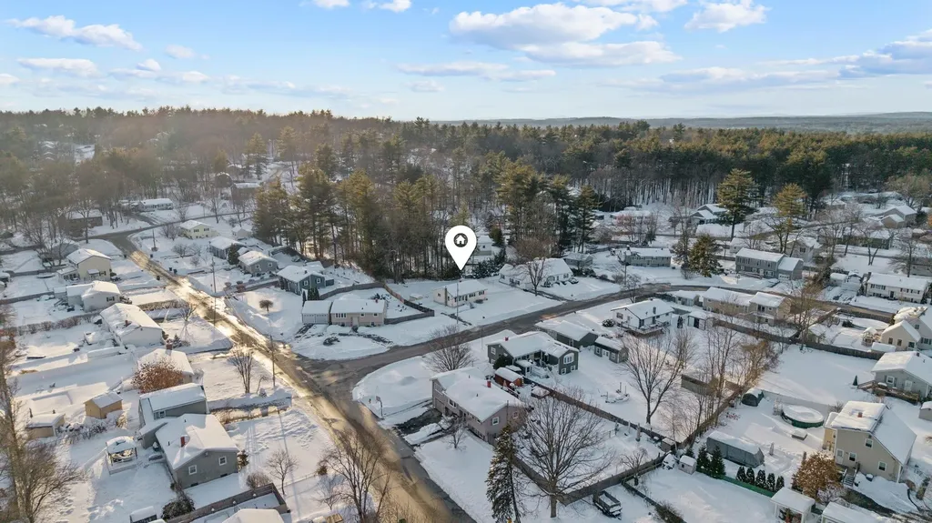 4 Portchester Drive Nashua NH 03062