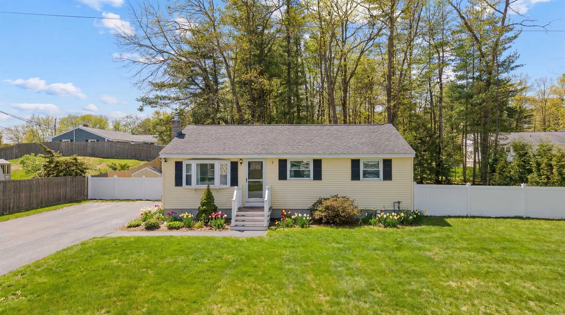 4 Portchester Drive Nashua NH 03062
