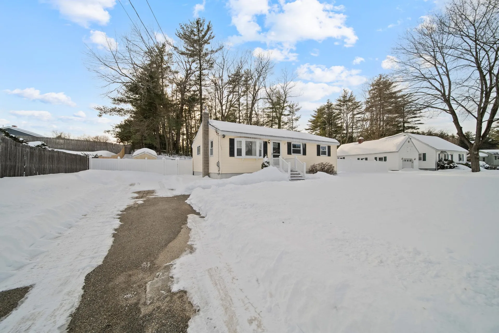 4 Portchester Drive Nashua NH 03062