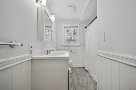 4 Portchester Drive Nashua NH 03062